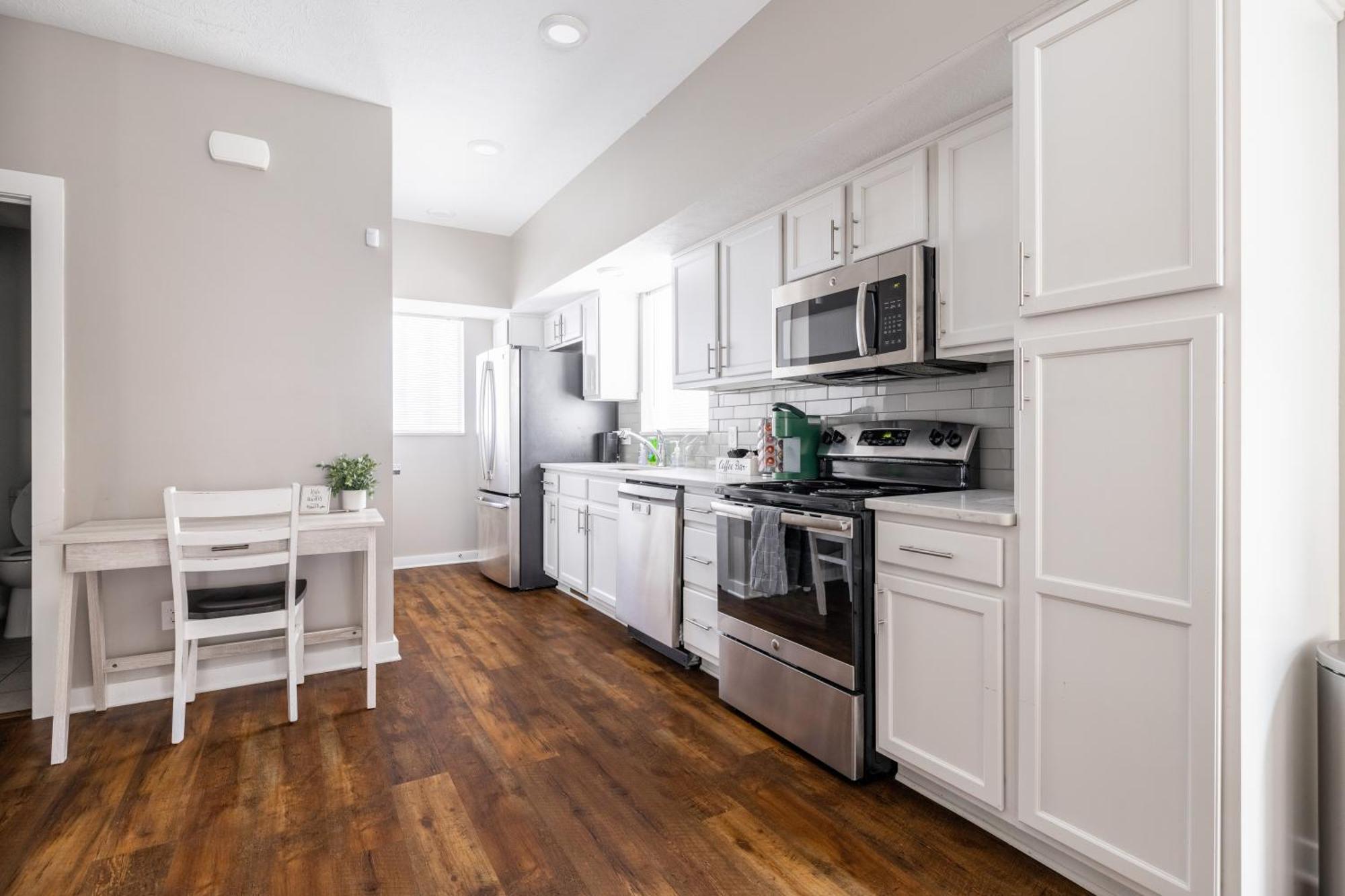 Luxury Downtown Townhome Unit 13 Cleveland Buitenkant foto