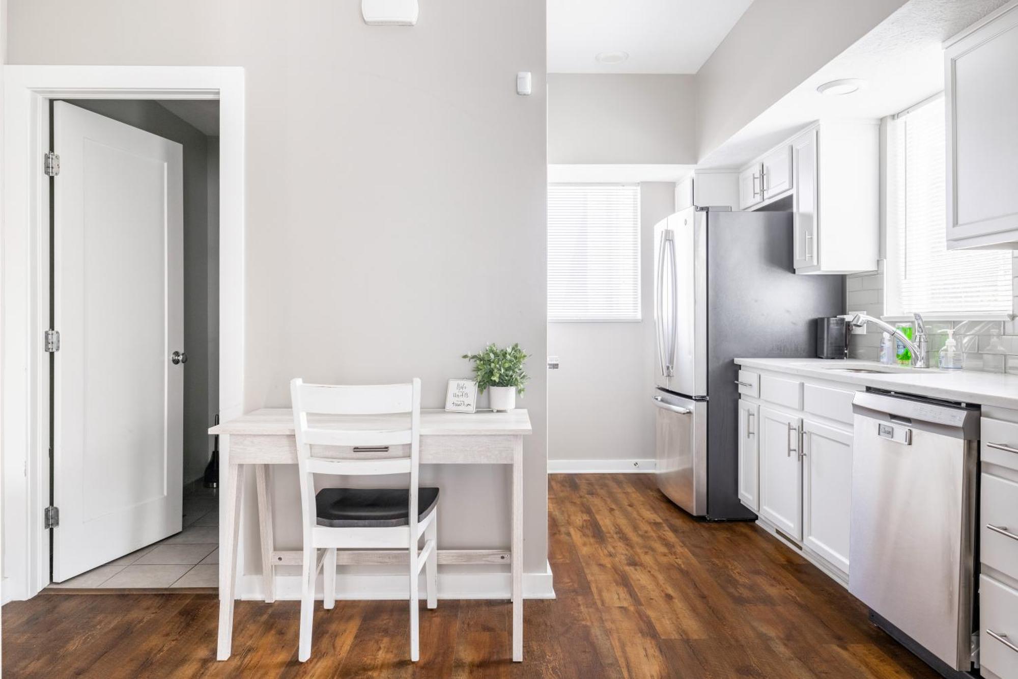 Luxury Downtown Townhome Unit 13 Cleveland Buitenkant foto