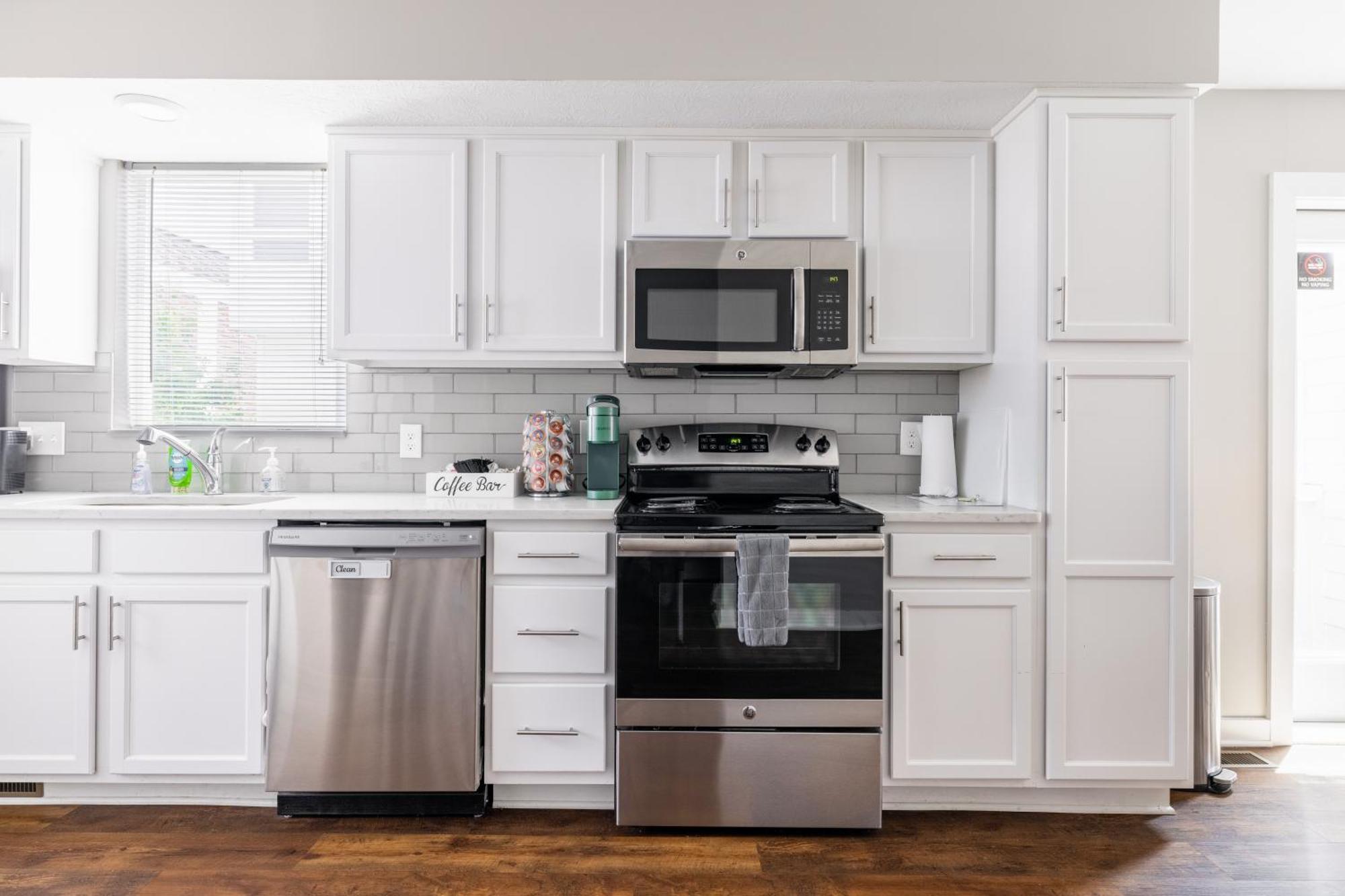 Luxury Downtown Townhome Unit 13 Cleveland Buitenkant foto